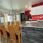 Huoneisto Big Family House For Groups And Families *