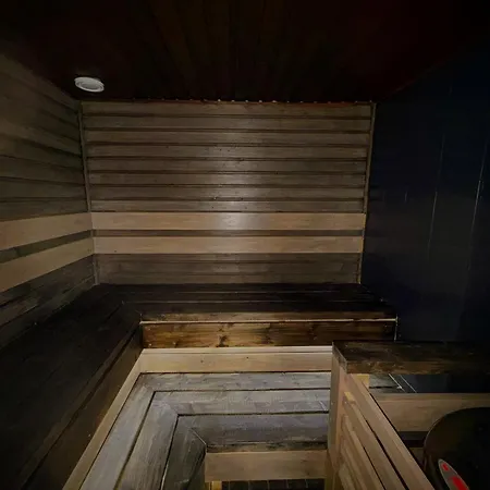 Big Family House For Groups And Families