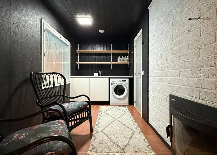 Big Family House For Groups And Families 아파트 로바니에미