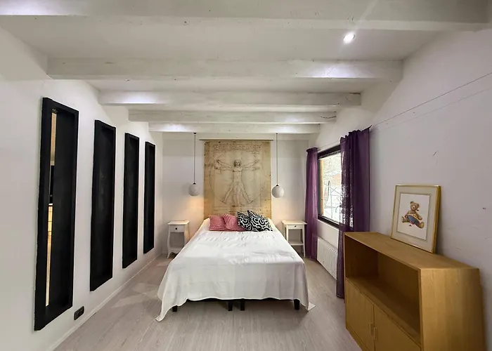 Big Family House For Groups And Families *