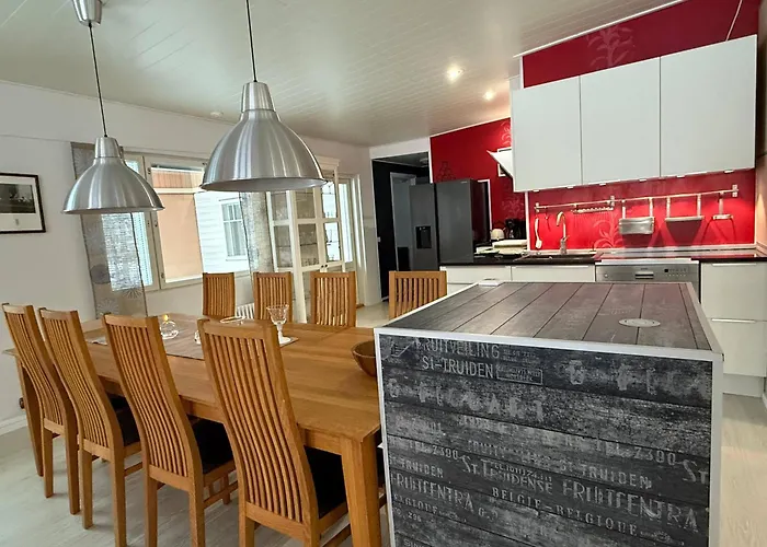 아파트 Big Family House For Groups And Families *